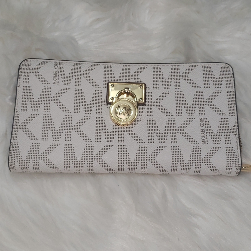 MICHAEL KORS "HAMILTON" SIGN. CONTINENTAL WALLET